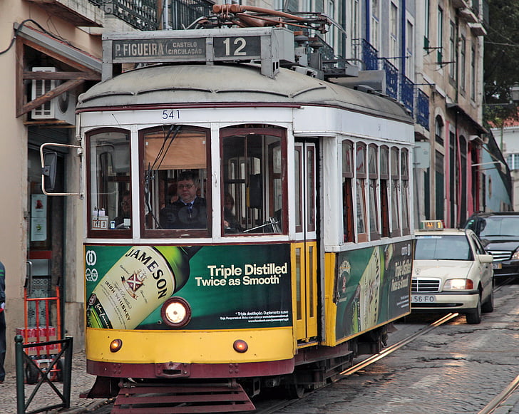 Lissabon, Lisboa, tram, Portugal, vervoer, vervoermiddel, historisch