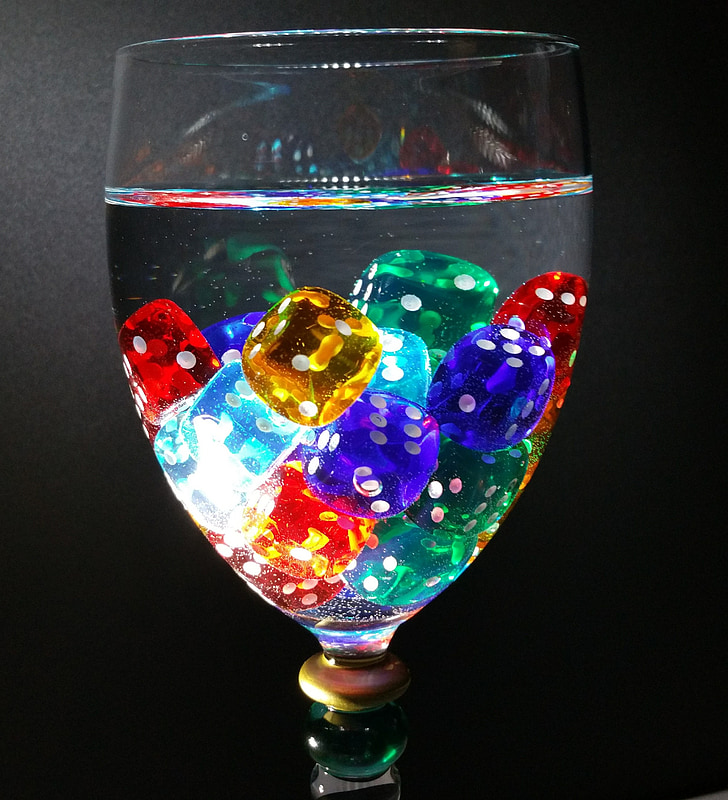 Cube, held og lykke, Lucky dice, glas, vin glas, farverige