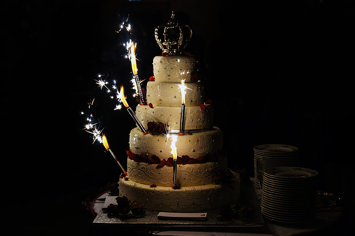 esküvői torta, fények, szerelem, torta, fény, szív, romantika