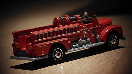 Seagrave, autospeciala de stins incendii, pompieri, vehicul de urgenţă, maşină de jucărie, feroce, macheta