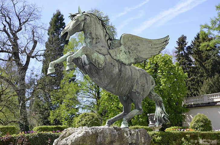 Salzburg, Pegasus, kuda, fluegelross, kuda bersayap, patung, Austria