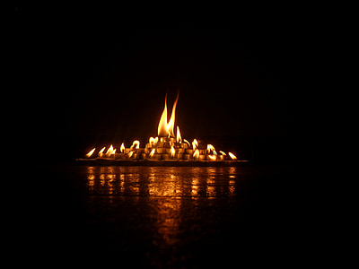 свічки, вогонь, Темрява, Фото, ніч, море, Архітектура