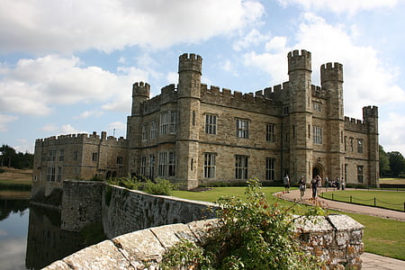Замок Лидс, Замок, Англия