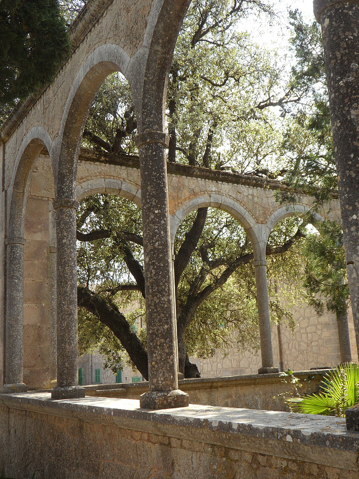porte d’arche, arcade, Mallorca, Espagne, Monastère de, jardin du monastère, bâtiment