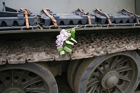 tank, de bevrijding van Praag, de show, soldaten, tanks, militaire parade, geschiedenis