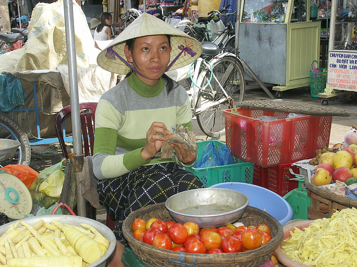 Виетнам, пазар, зеленчуци, жена