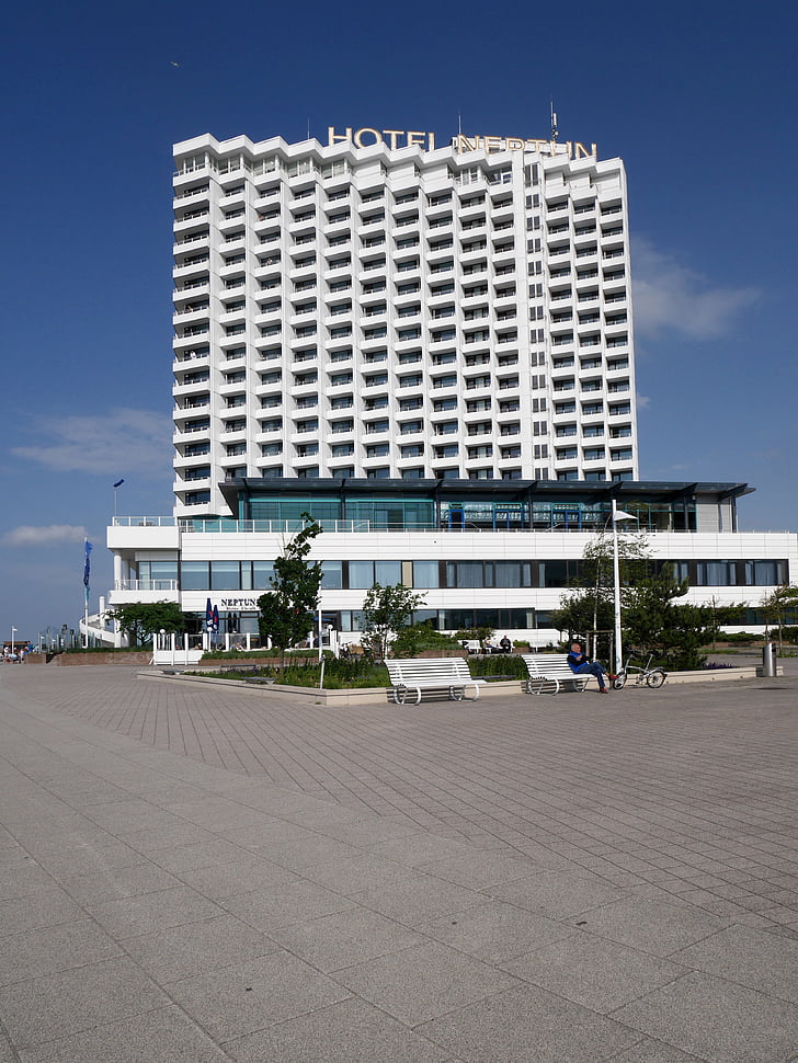 Hotel, Hotel neptune, Warnemünde, Strandpromenade, Toerisme, Mecklenburg-West-Pommeren, Baltische Zee