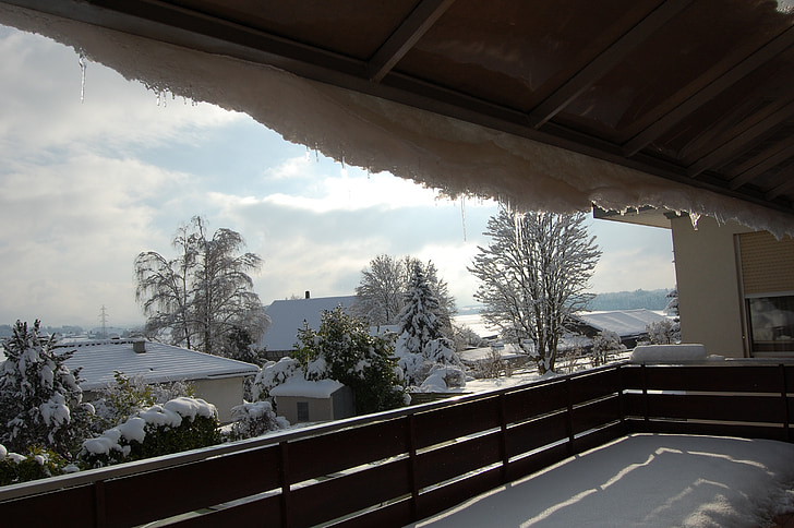 balcón, invierno, nieve