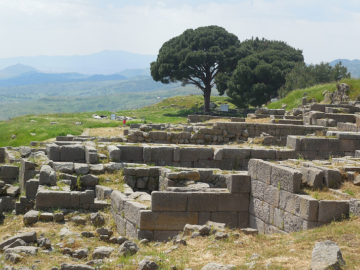 Pergamon, Turkija, kasinėjimai, istorija, griuvėsiai