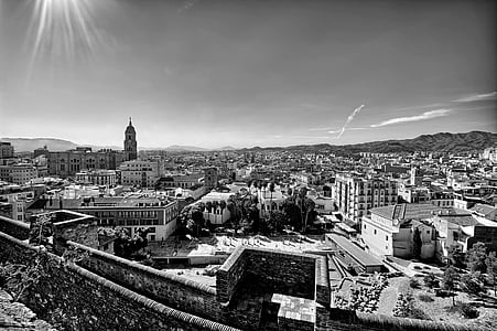 Mestská krajina, Malaga, Alcazaba, Cathedral, čierna a biela, HDR