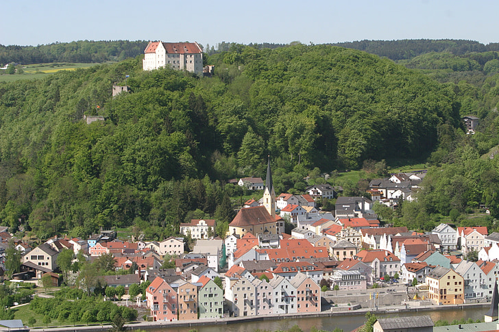 Riedenburg, Natuurpark Altmühltal, Altmühl valley, Main-Donau-Kanal, Rosenburg, Middeleeuwen, kerk