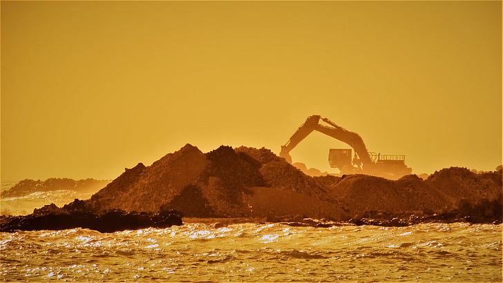 Harbor, construction, machine lourde, travail, Hazy, après midi, coucher de soleil