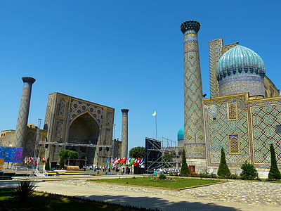 Samarkand, námestie Registan, Uzbekistan, Sher dor madrassah, ulugbek medrese, piesková miesto, priestor