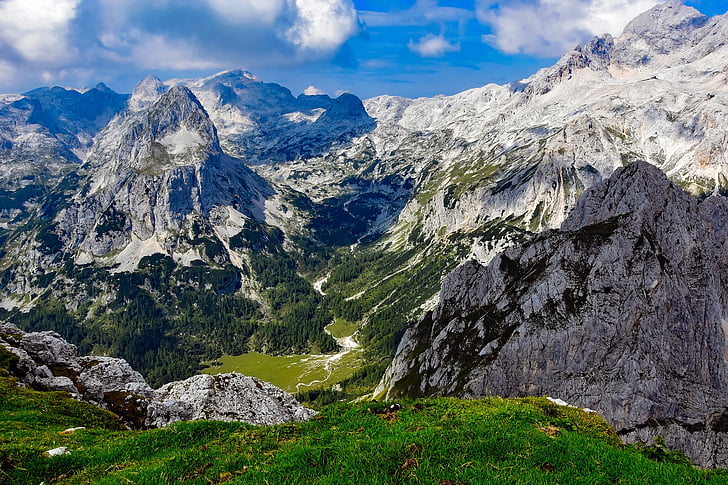 Slovėnija, kalnai, slėnis, tarpeklis, dangus, debesys, kraštovaizdžio