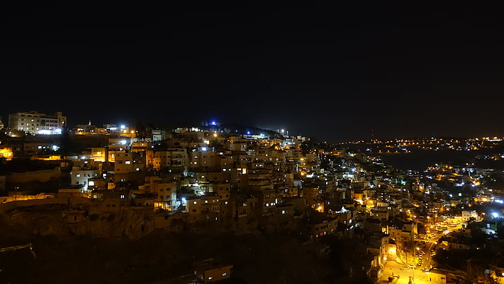 Izraēla, naktī, pilsēta, izgaismotas, cilvēki un kultūra, ēkas ārpusi, arhitektūra