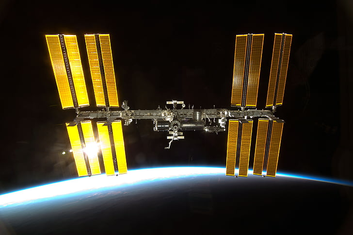 ISS, internasjonale romstasjonen, astronaut, jorden, romskip, kjøretøy, transport