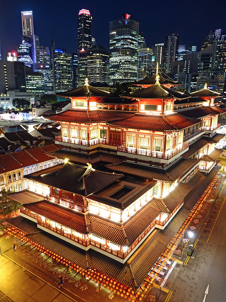 Buddha tooth relic temple, Singapore, Chinatown, buddhismen, natt, belysning, turistattraktion