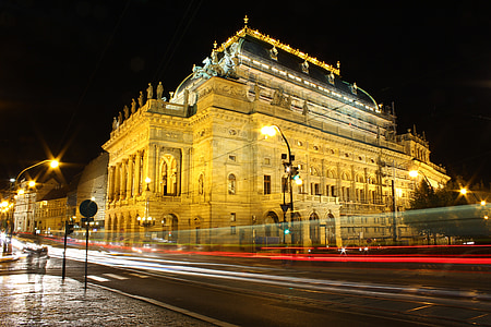 Praga, noc, Teatr, Ulica