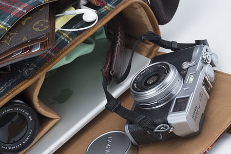 kamera, krepšys, Pappas kišenėje, Fuji