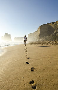 plaj, ayak sesleri, kum, yürüyüş, kadın, ayak izleri, kıyı şeridi
