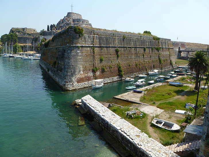 Corfu, Corfu stad, poort, water