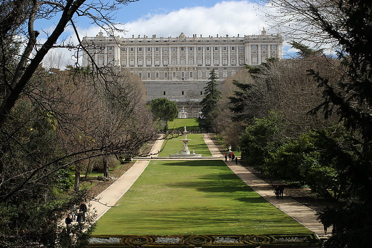 Kuninkaallinen palatsi, Madrid, arkkitehtuuri, Espanja, Matkailu, muistomerkki, Retki madrid