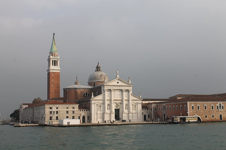 Benátky, kanály, šedá, Giudecca