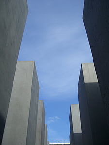 アウト, 灰色の墓碑, 空, ブルー, ベルリン