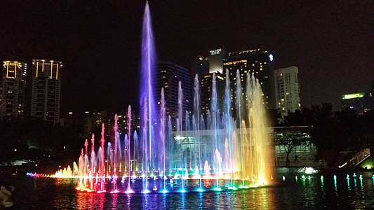 Куала-Лумпур, Малайзія, Ліхтарі, фонтан, Темрява, KLCC фонтан