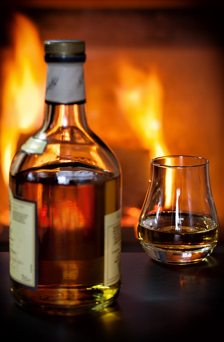 viskijs, viskijs, spirta, stikls, pudele, viskija glāzi, viskija pudele
