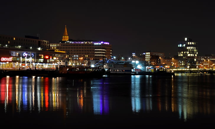 Kiel, tại, đêm, Vào ban đêm, thành phố, Các thành phố vào ban đêm, màu sắc
