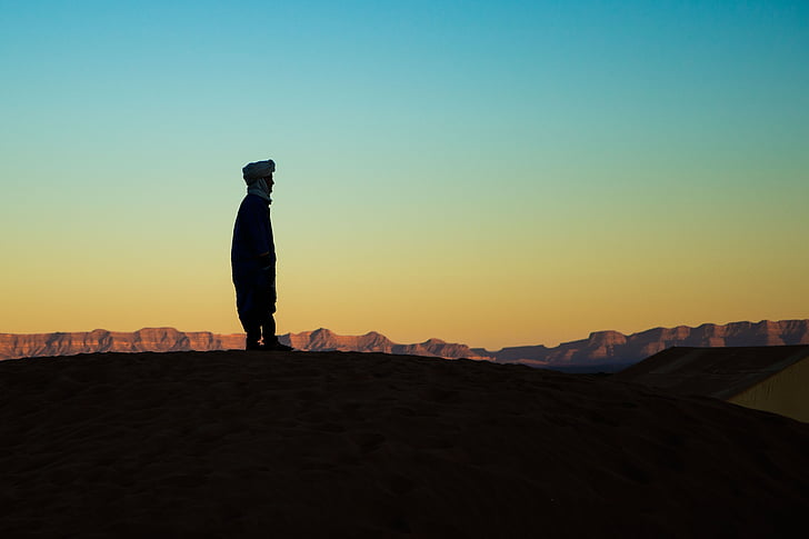 Maroko, Berber, Sahara, siluet, matahari terbenam, panjang penuh, satu orang