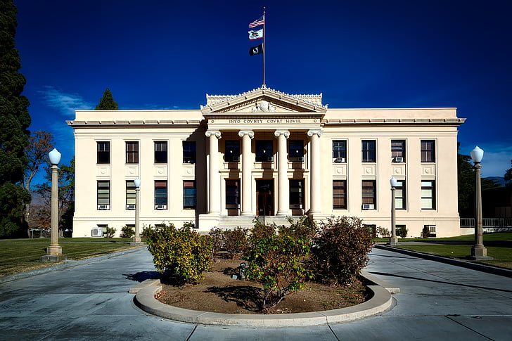 Contea di Inyo, Palazzo di giustizia, architettura, costruzione, California, indipendenza, legge