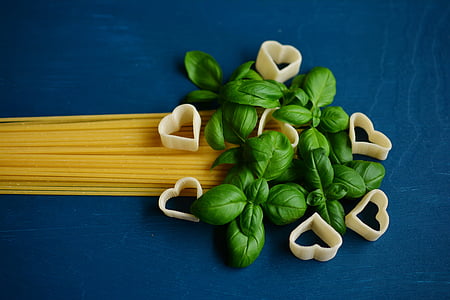 spaghetti, noodles, pasta, basil, italian, eat, food