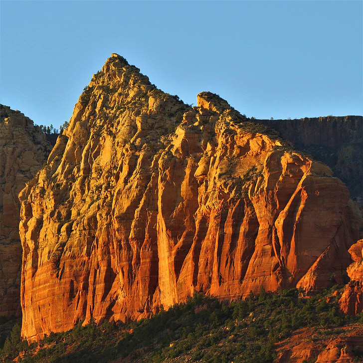 Zlatý západ slunce, skalní stěny, Sedona, Arizona, oranžová, Příroda, Spojené státy americké