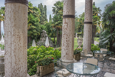 Sirmione, Palazzo di Villa cortine, Lago di garda, zona pranzo, giardino, natura, Resort