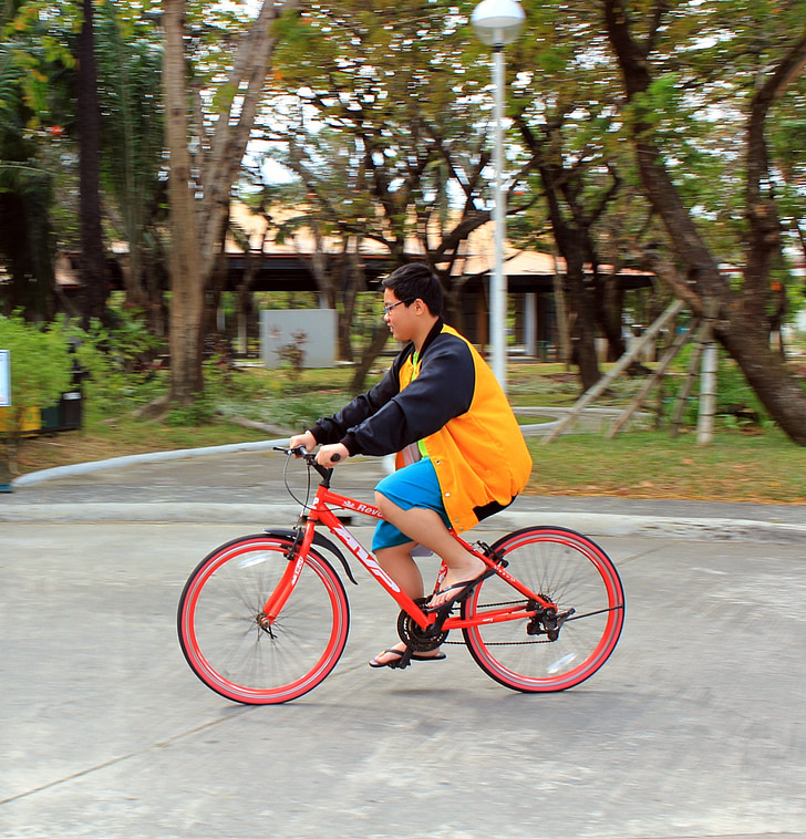 dviračiais, važinėti dviračiu, dviračių sportas, įdomus, Mėgaukitės, laimingas, berniukas