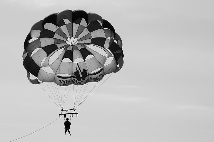 paracadute ascensionale, bianco e nero, galleggiante