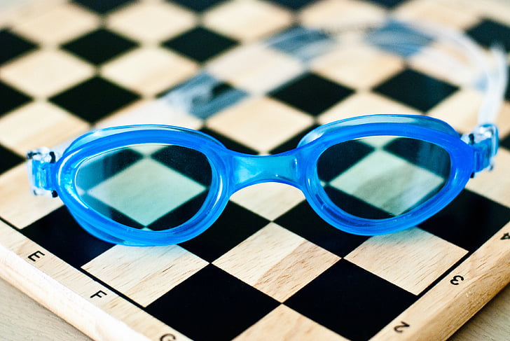 close, photo, blue, goggles, wooden, chess, board