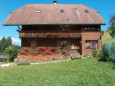 rumah pertanian, geranium, pedesaan, rumah tua
