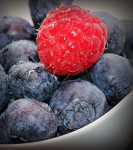 blåbær, bringebær, frukt, frukt, vitaminer, blå, røde deilige
