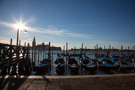 Markusplatsen, gondol, Venedig, Venedig - Italien, Italien, Canal, nautiska fartyg
