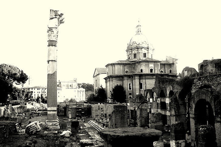 het Romeinse forum, Rome, de ruïnes van de, zwart-wit, geschiedenis, het platform, oude