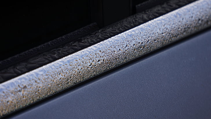 humidity, condensation, water, droplets, morning, temperature change, car window seal