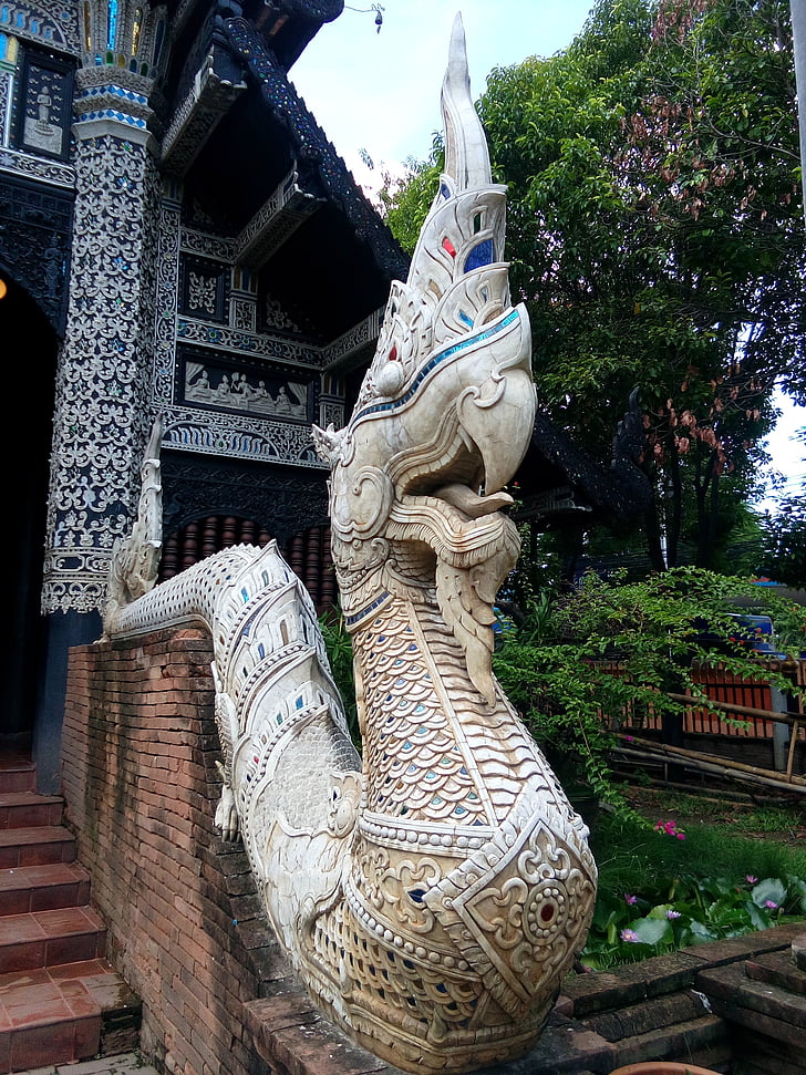 slange, kongen av nagaer, Naga, statuen