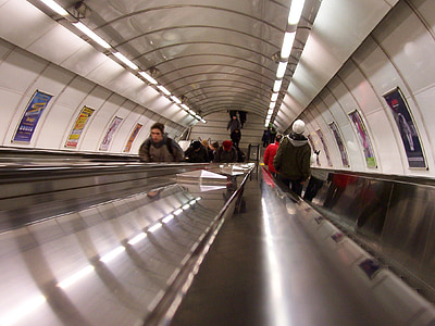 yürüyen merdiven, Prag, Metro, Tren İstasyonu, Kentsel, şehir hayatı