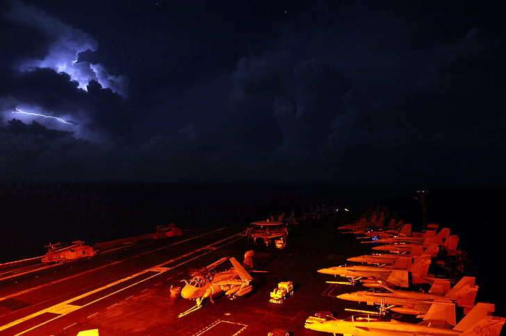 porta aviones, Marina de guerra, cubierta, tempestad de truenos, militar, luces, Estados Unidos