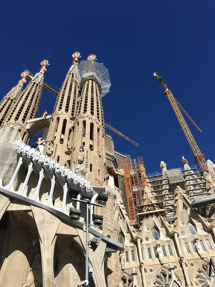 Barcelona, Sagrada familia, a sagrada familia, templom, Gaudi, építészet