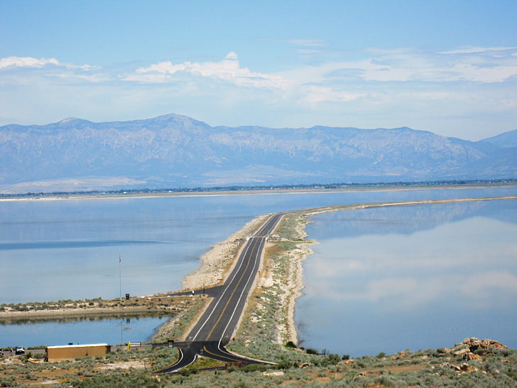 Causeway, soolajärv, mäed, Salt lake city, Utah, taevas, pilved