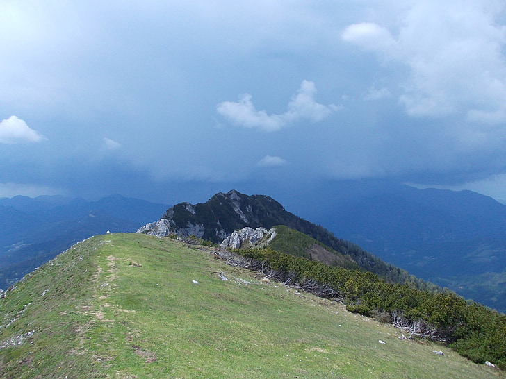 Słowenia, olseva, mountaintop, góry, niebo, chmury, Natura